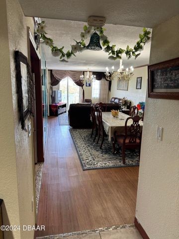 935 N Halifax Ave Apt 402, Daytona Beach, FL 32118