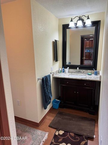 935 N Halifax Ave Apt 402, Daytona Beach, FL 32118