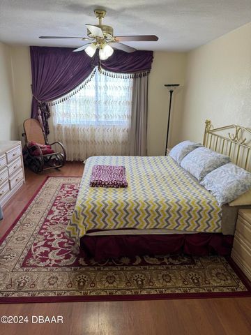 935 N Halifax Ave Apt 402, Daytona Beach, FL 32118