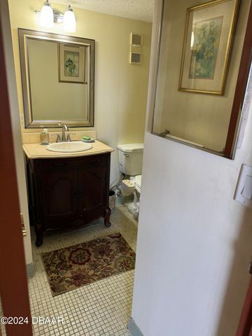 935 N Halifax Ave Apt 402, Daytona Beach, FL 32118