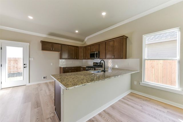 822 Countryside Glade Lane, Bonney, TX 77583