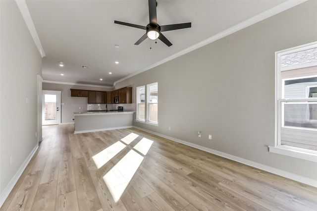 822 Countryside Glade Lane, Bonney, TX 77583