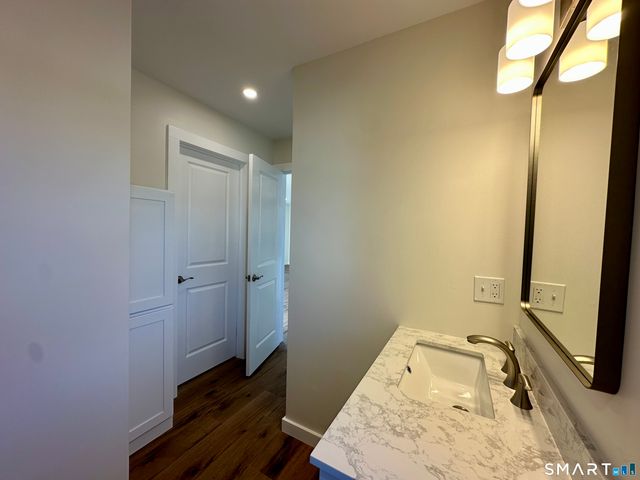 48 Cedar Street D, Branford, CT 06405