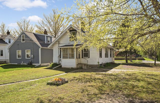 1258 Farrington Street, Saint Paul, MN 55117