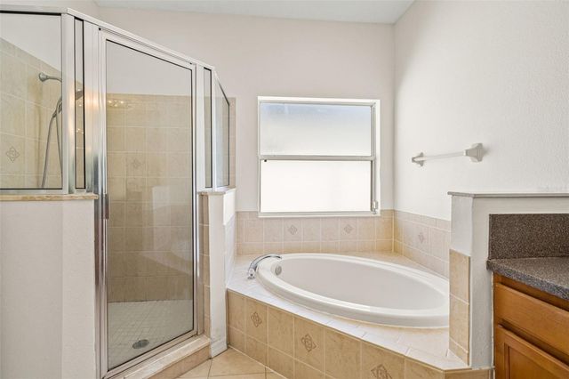 518 YORK DALE DRIVE, Ruskin, FL 33570