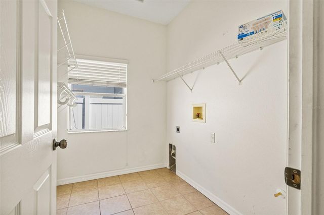 518 YORK DALE DRIVE, Ruskin, FL 33570