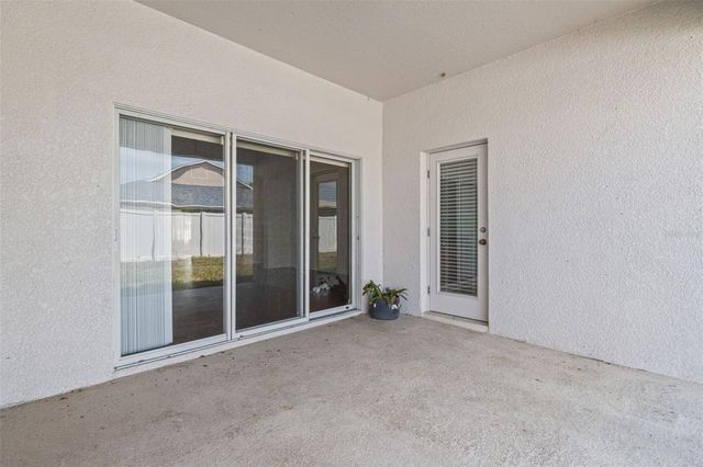 518 YORK DALE DRIVE, Ruskin, FL 33570