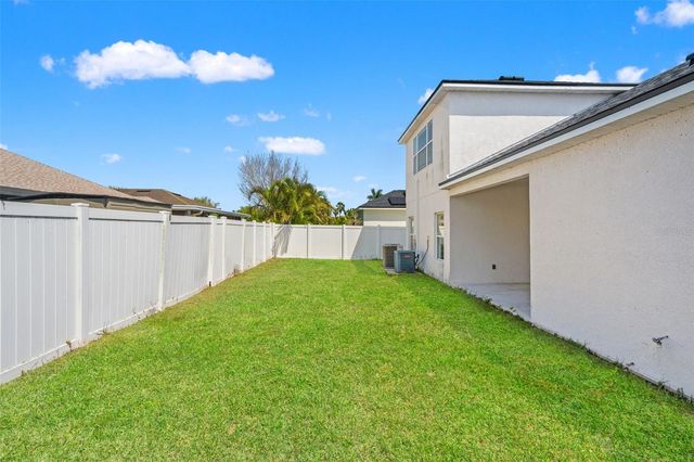 518 YORK DALE DRIVE, Ruskin, FL 33570