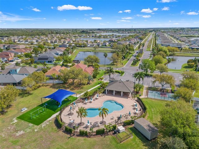 518 YORK DALE DRIVE, Ruskin, FL 33570