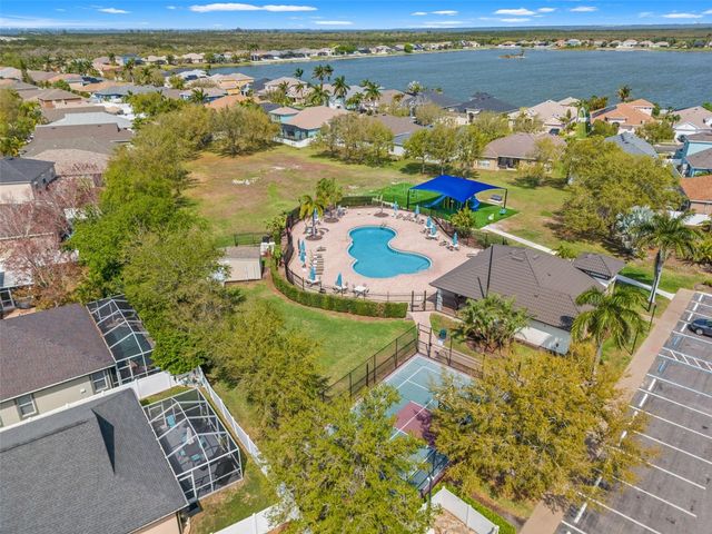 518 YORK DALE DRIVE, Ruskin, FL 33570