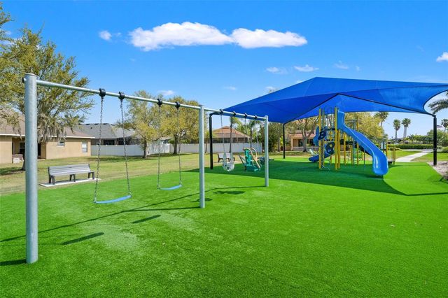 518 YORK DALE DRIVE, Ruskin, FL 33570