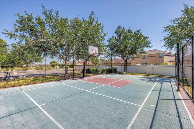 518 YORK DALE DRIVE, Ruskin, FL 33570