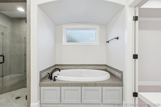 205 W 164th Place S, Glenpool, OK 74033