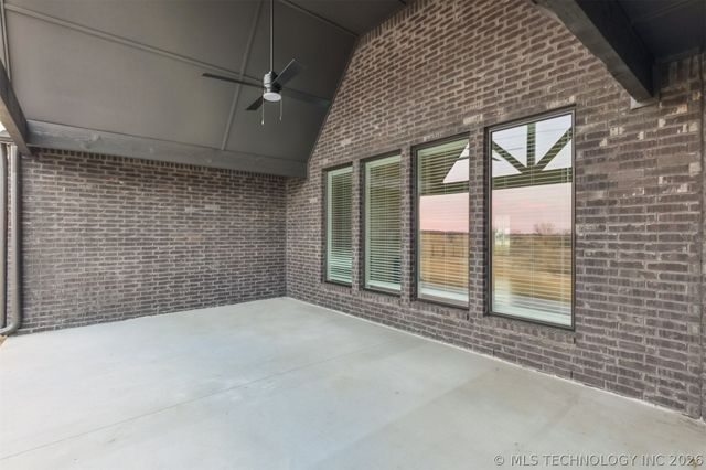 205 W 164th Place S, Glenpool, OK 74033