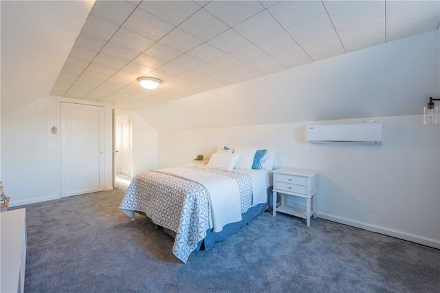 32 W Tacoma Ave, Latrobe, PA 15650