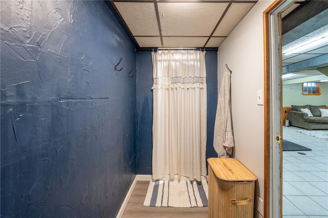 32 W Tacoma Ave, Latrobe, PA 15650