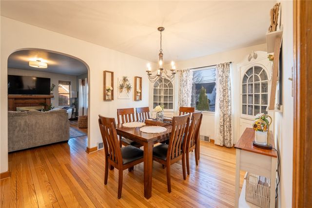 32 W Tacoma Ave, Latrobe, PA 15650