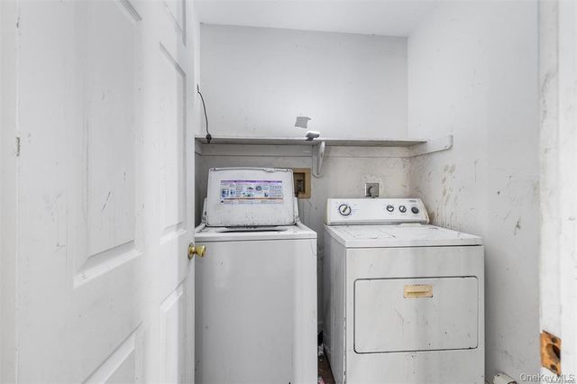 34 Andys Lane, Eastport, NY 11941