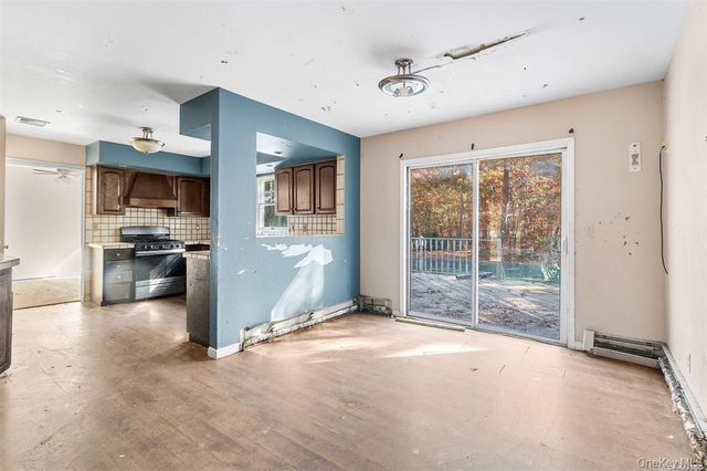 34 Andys Lane, Eastport, NY 11941