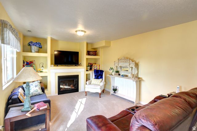 2128 BRIDGER DR, Springville, UT 84663