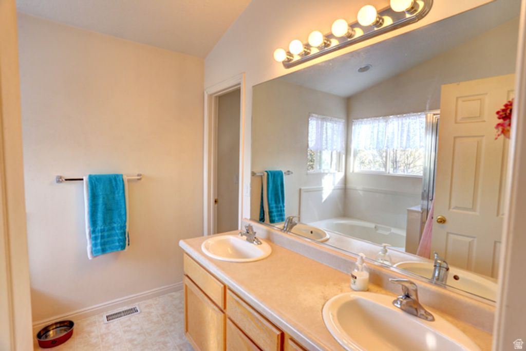 Image 17 of property listing at 2128 BRIDGER DR, Springville, UT 84663