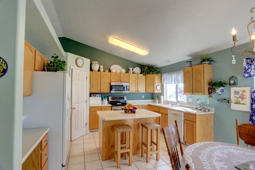 Image 6 of property listing at 2128 BRIDGER DR, Springville, UT 84663