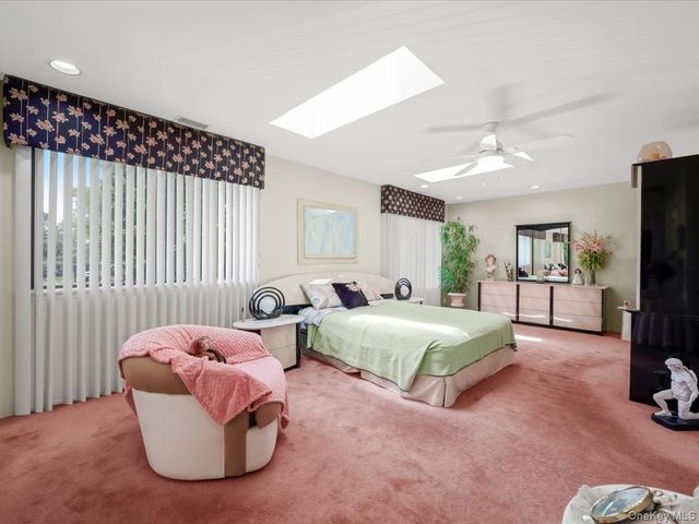 181 North Lane, Smithtown, NY 11787
