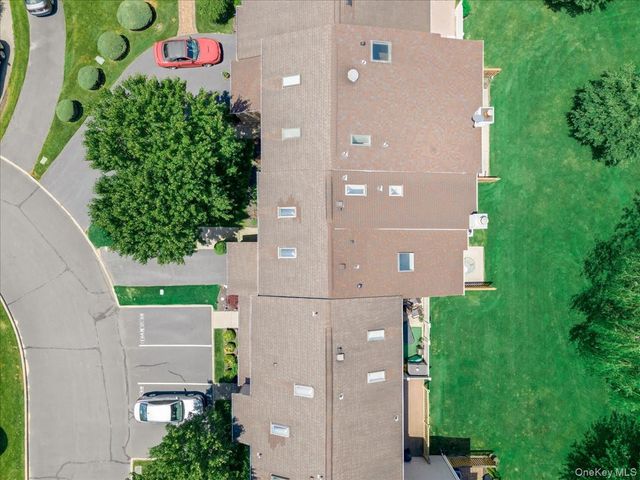 181 North Lane, Smithtown, NY 11787