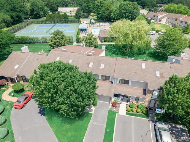 181 North Lane, Smithtown, NY 11787