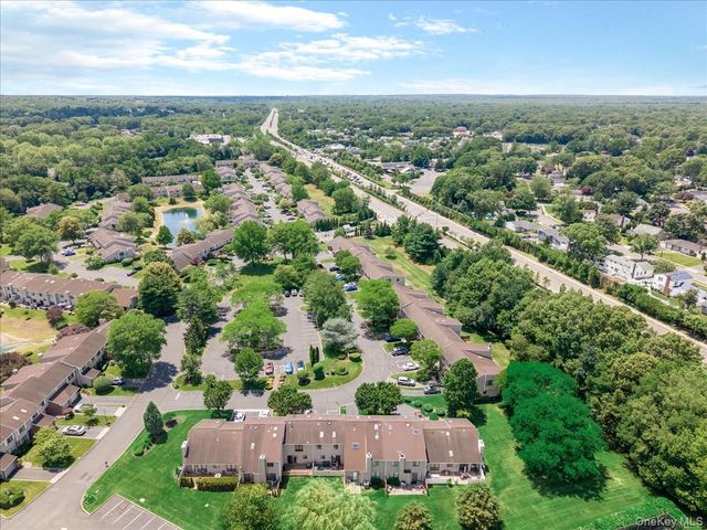 181 North Lane, Smithtown, NY 11787