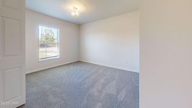 3989 Horizon Avenue, Chipley, FL 32428