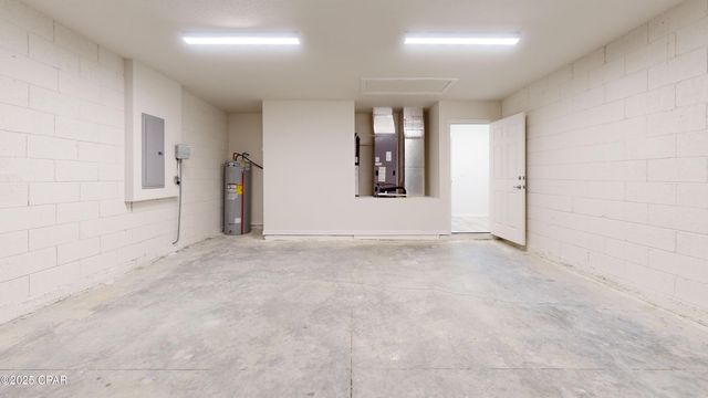 3989 Horizon Avenue, Chipley, FL 32428