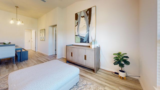 3989 Horizon Avenue, Chipley, FL 32428