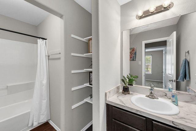 2107 Naplechase Crest Drive, Spring, TX 77373