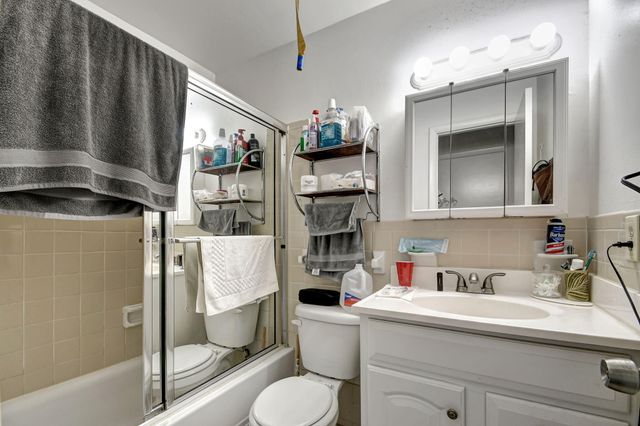 1853 Service Road, North Palm Beach, FL 33408