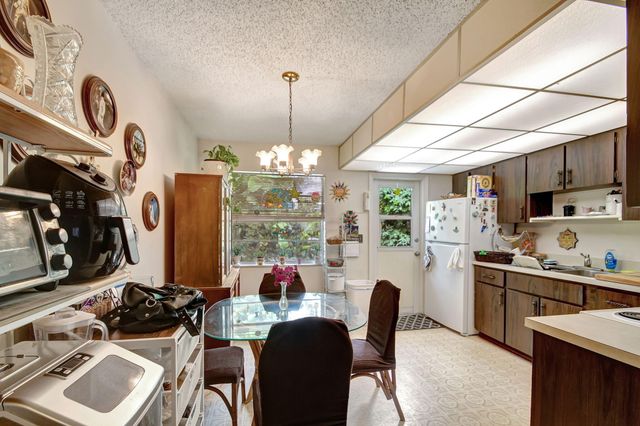 1853 Service Road, North Palm Beach, FL 33408