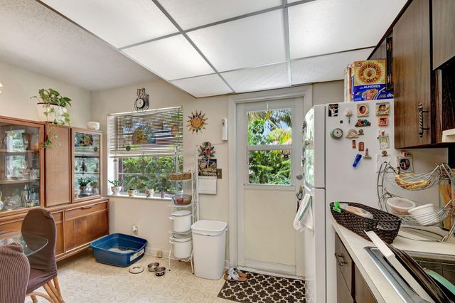 1853 Service Road, North Palm Beach, FL 33408