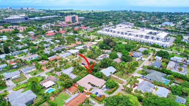 1853 Service Road, North Palm Beach, FL 33408
