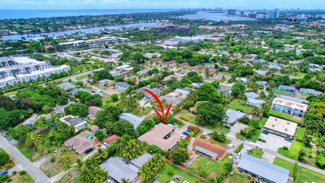 1853 Service Road, North Palm Beach, FL 33408