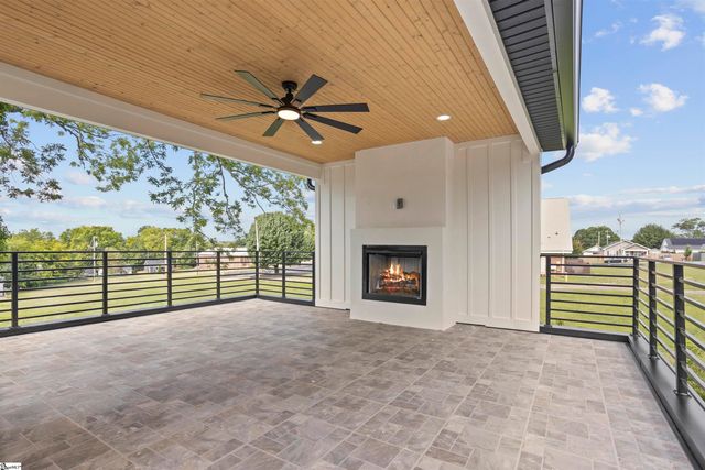 4 Hartsell Street, Greenville, SC 29601