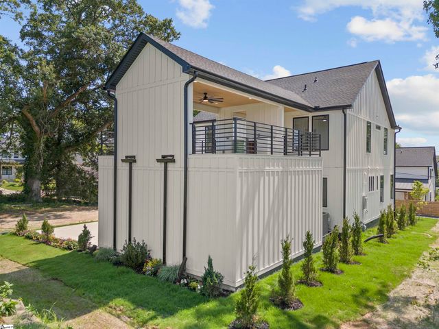 4 Hartsell Street, Greenville, SC 29601