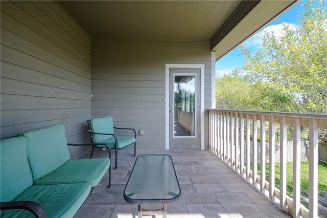 125 Shadow Moss, Rockport, TX 78382