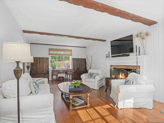15 Stanwich Lane, Greenwich, CT 06830