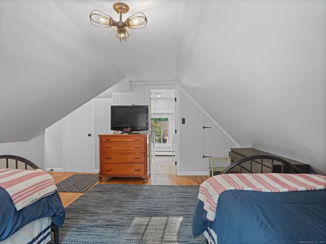 15 Stanwich Lane, Greenwich, CT 06830