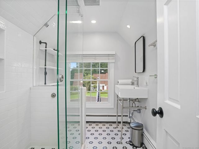 15 Stanwich Lane, Greenwich, CT 06830