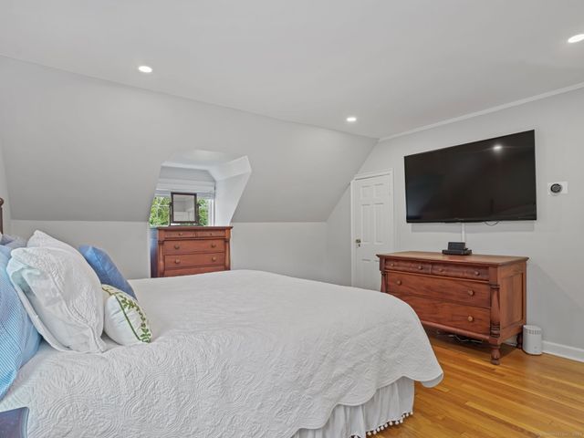 15 Stanwich Lane, Greenwich, CT 06830
