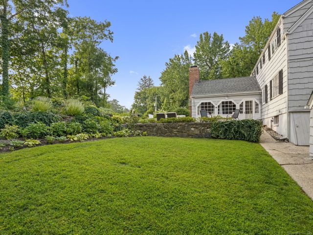 15 Stanwich Lane, Greenwich, CT 06830
