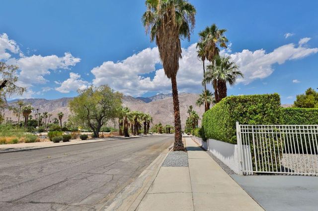 1272 N Riverside Drive, Palm Springs, CA 92264