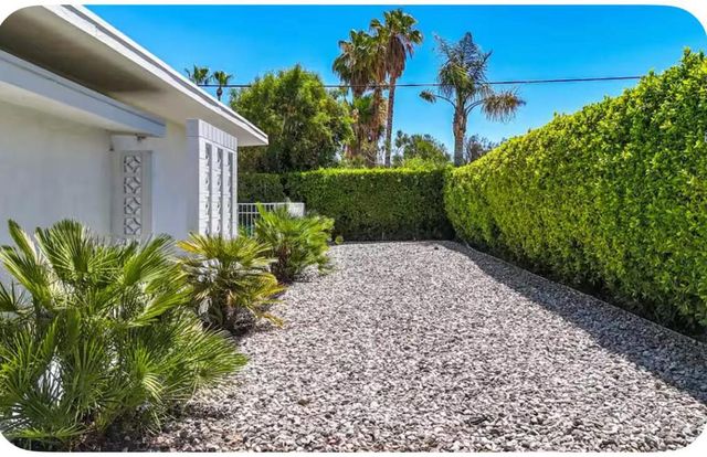 1272 N Riverside Drive, Palm Springs, CA 92264