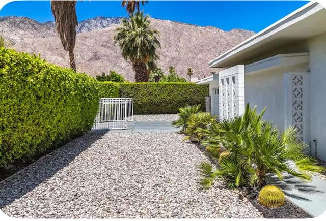 1272 N Riverside Drive, Palm Springs, CA 92264